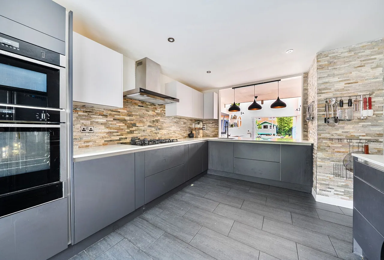 Priddy Place, Redhill, RH1 2NF, photo 4