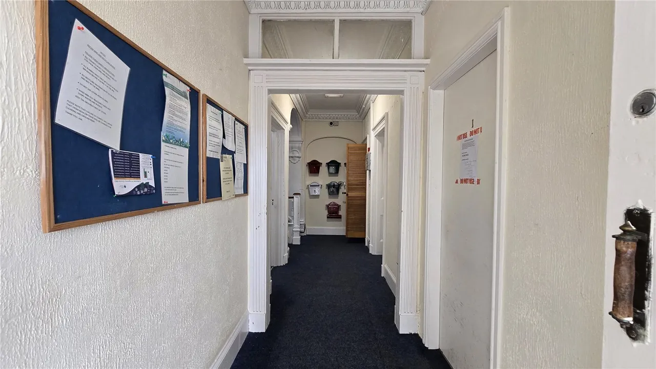 Longford Road, Holyhead, LL65, photo 3