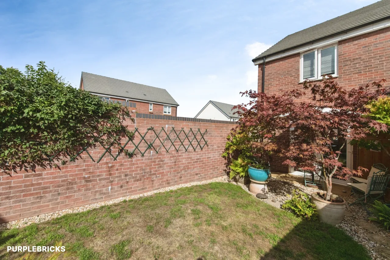 Alfred Close, Cullompton, EX15, photo 18
