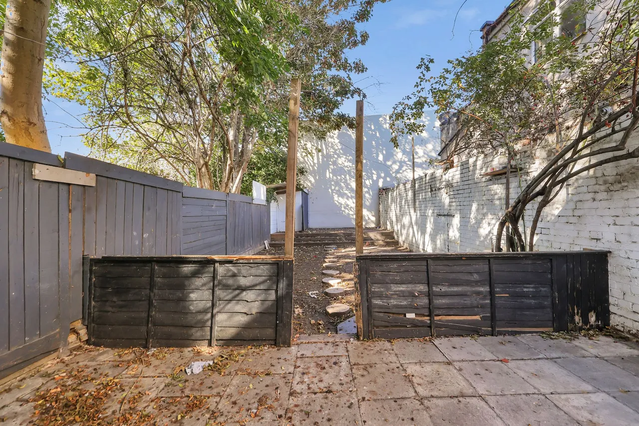 Belton Road, London, NW2, photo 6