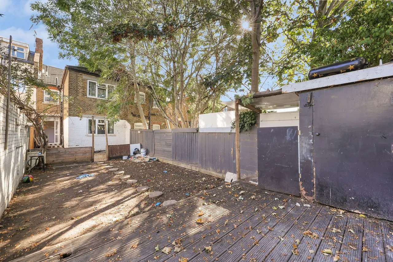 Belton Road, London, NW2, photo 9