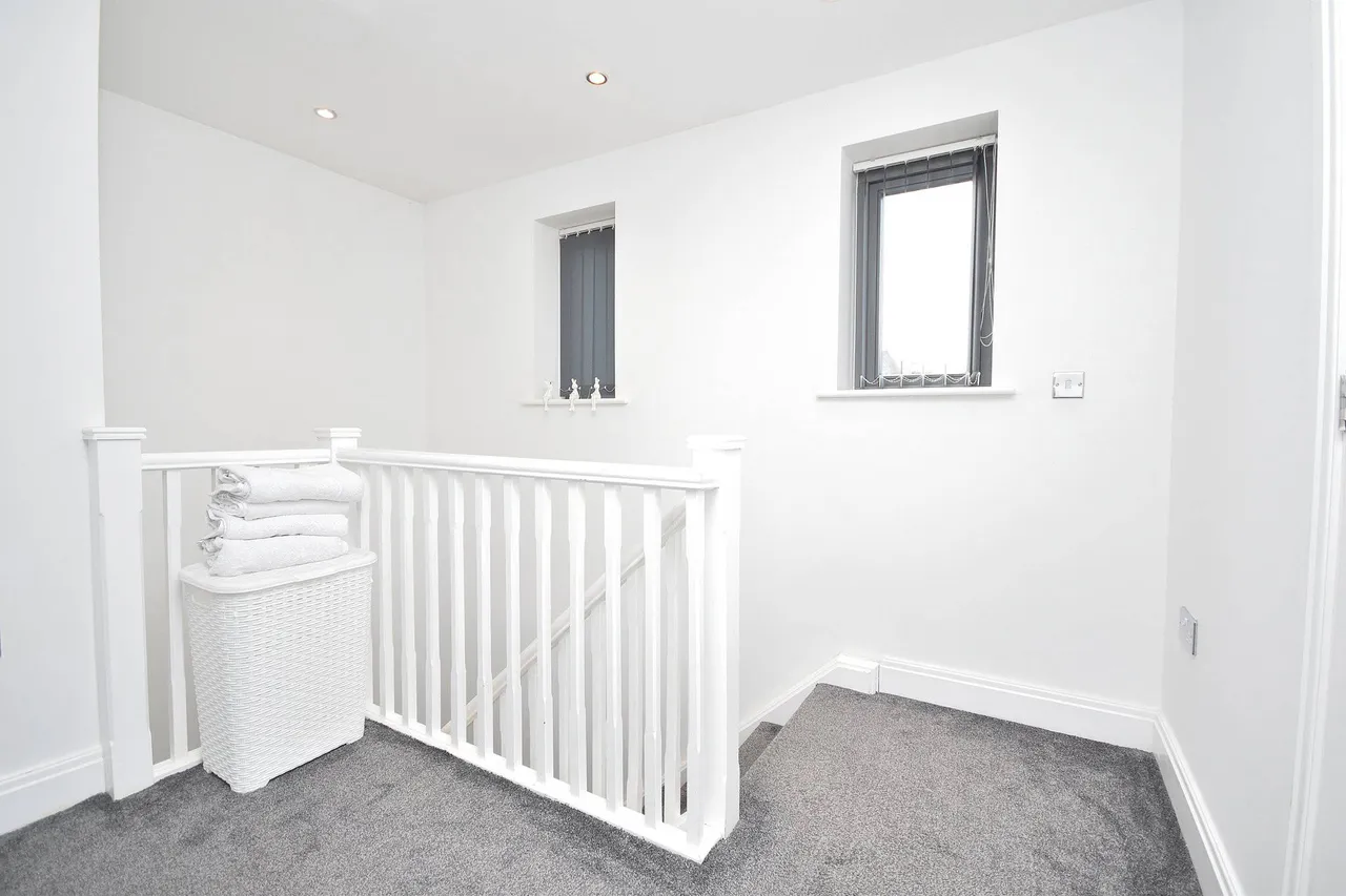 Knot Tiers Drive, Upton, Northampton, NN5 4AY, photo 9