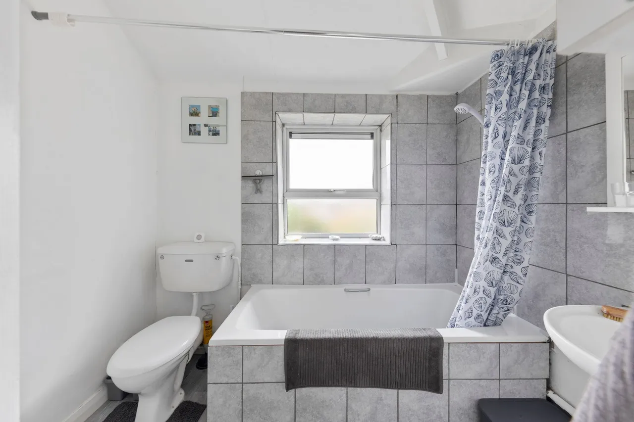 Troutbeck Avenue, Warrington, Warrington, WA5 0BA, photo 5