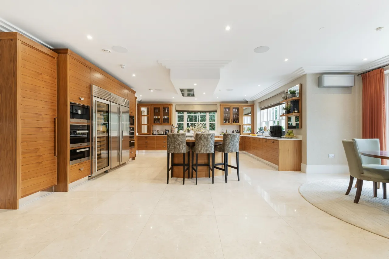 Virginia Water, Not specified, GU25 4RT, photo 10