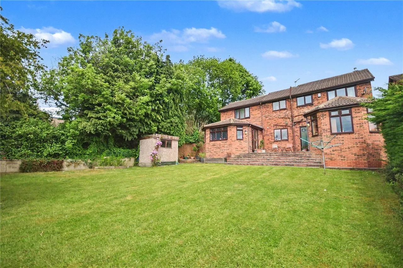 Haven Garth, Leeds, LS16, photo 8