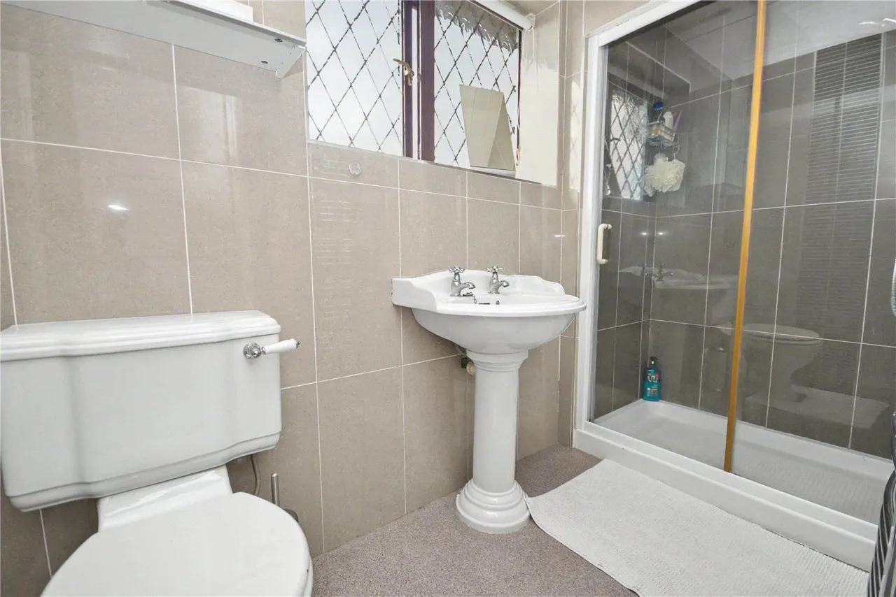Haven Garth, Leeds, LS16, photo 17