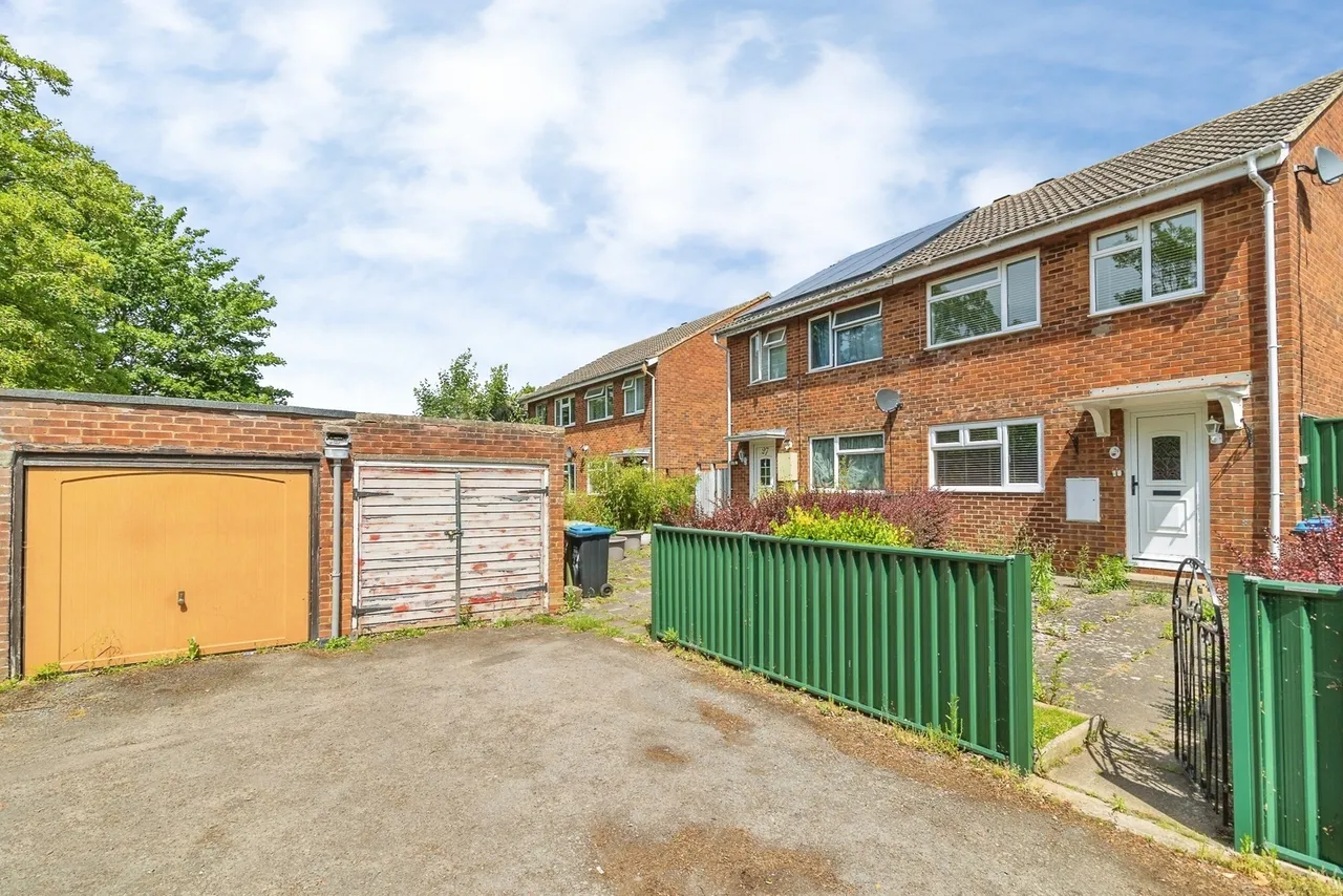 Kents Road, Stantonbury, MK14, photo 2