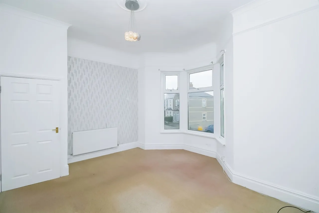 Pembroke Terrace, Penarth, CF64, photo 10
