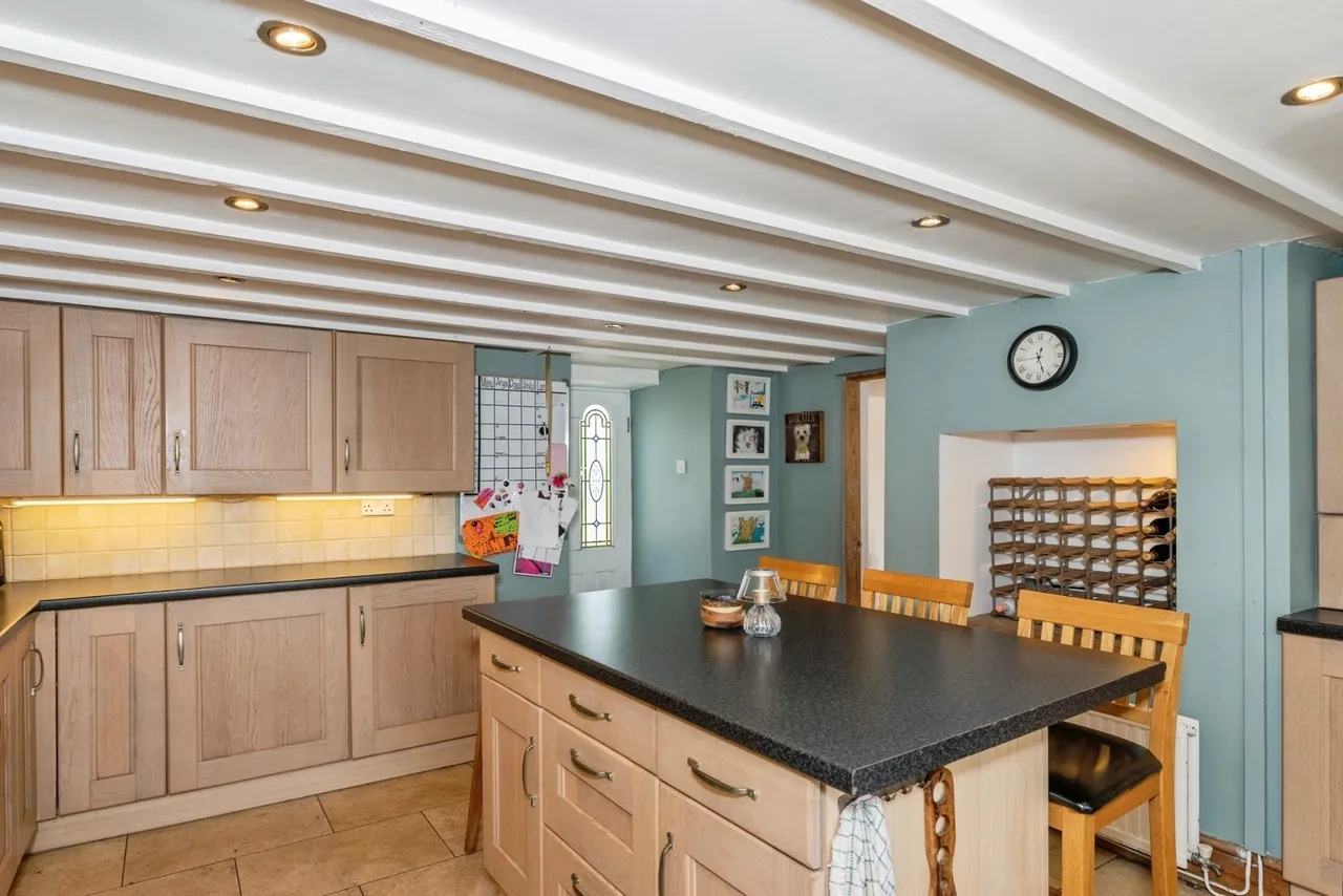 Pen-y-Maes Road, Holywell, CH8, photo 4