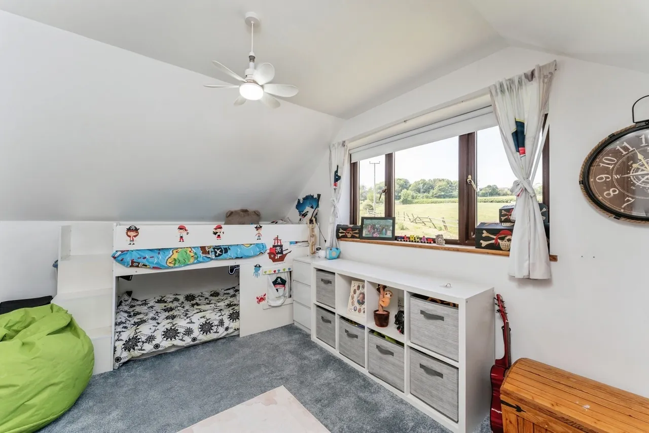 Pen-y-Maes Road, Holywell, CH8, photo 22