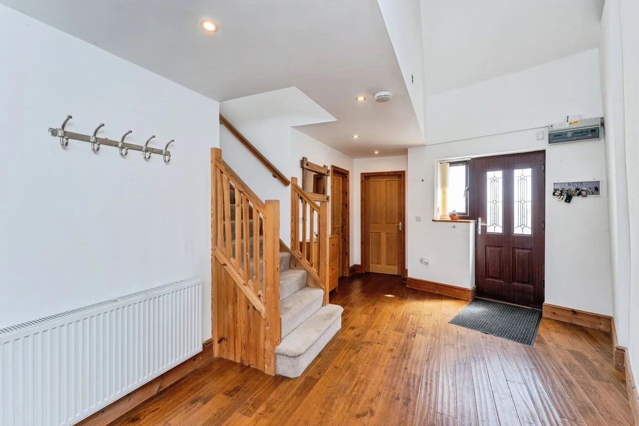 Pen-y-Maes Road, Holywell, CH8, photo 7