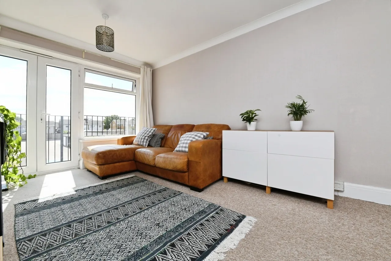 Essex Close, RAYLEIGH, Essex, SS6, photo 6