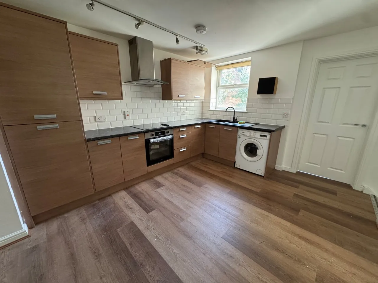 2 bed flat to rent, Woodborough Road, Nottingham, NG3