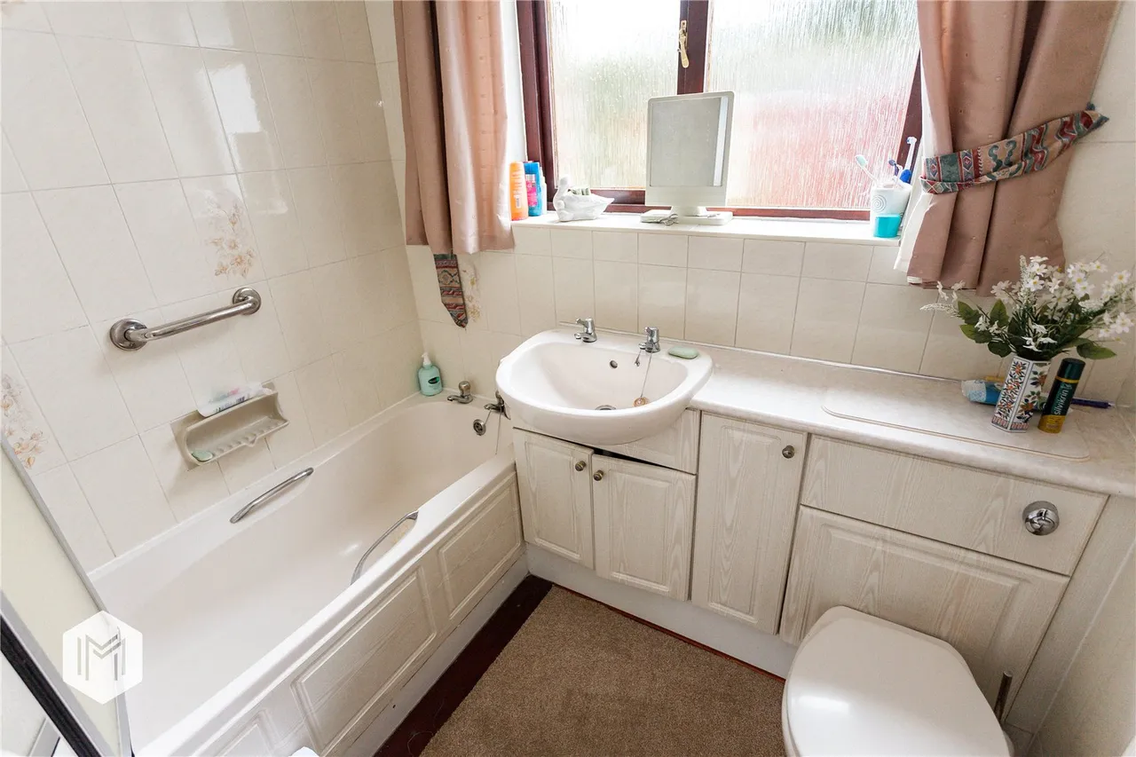 Belmont View, Bolton, BL2 3QW, photo 12