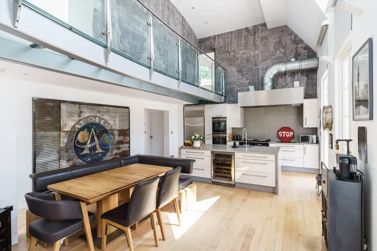 Bishopsgate Road, Englefield Green, TW20, photo 3