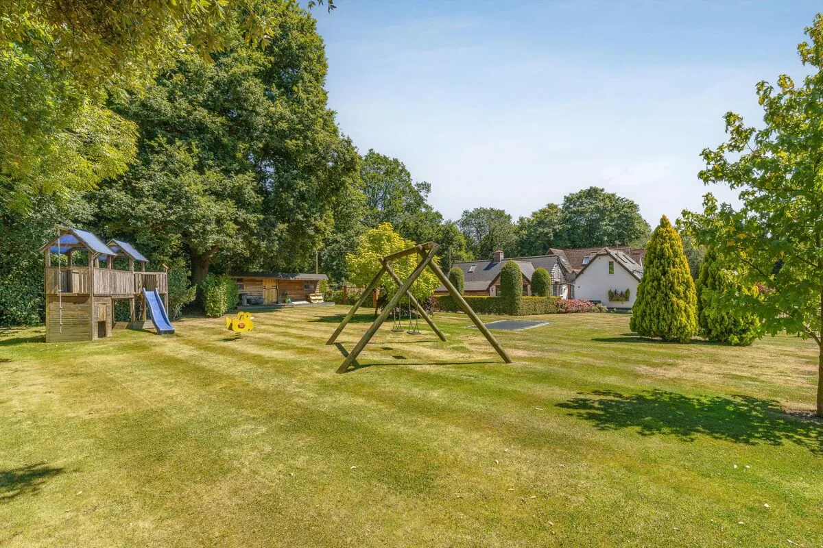 Bishopsgate Road, Englefield Green, TW20, photo 19