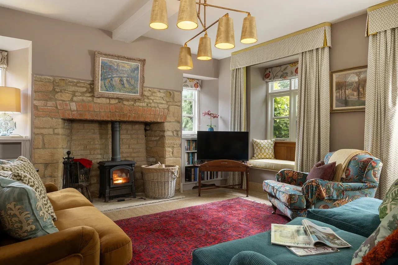 Ascott-under-Wychwood, Chipping Norton, Oxfordshire, OX7 6AG, photo 9