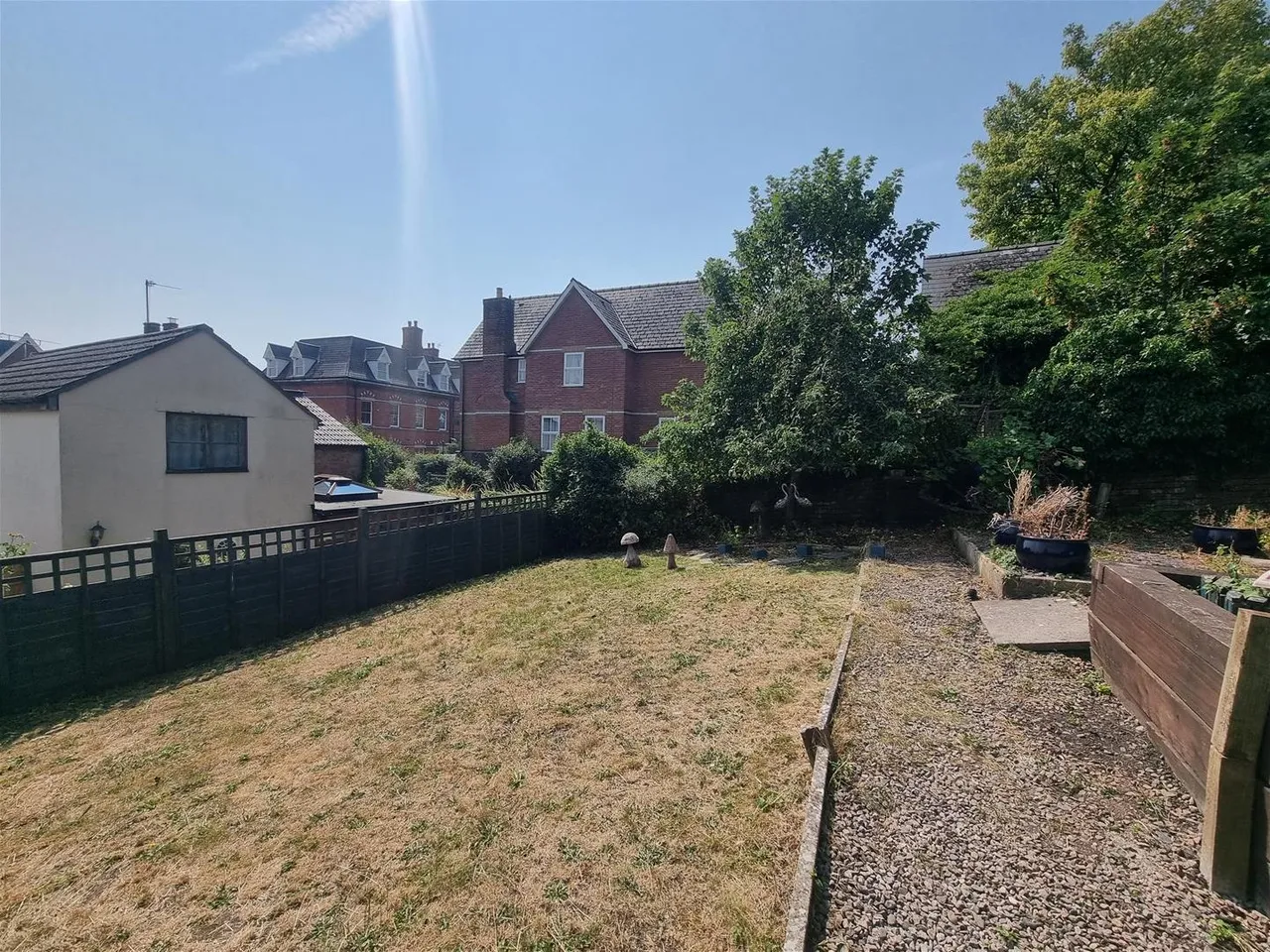 Church Road, Newnham, GL14, photo 12