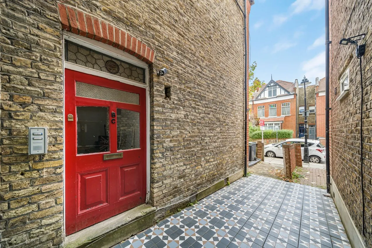 Nelson Road, London, N8, photo 7