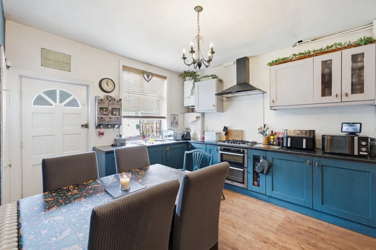 Beechwood Avenue, Romiley, SK6, photo 6