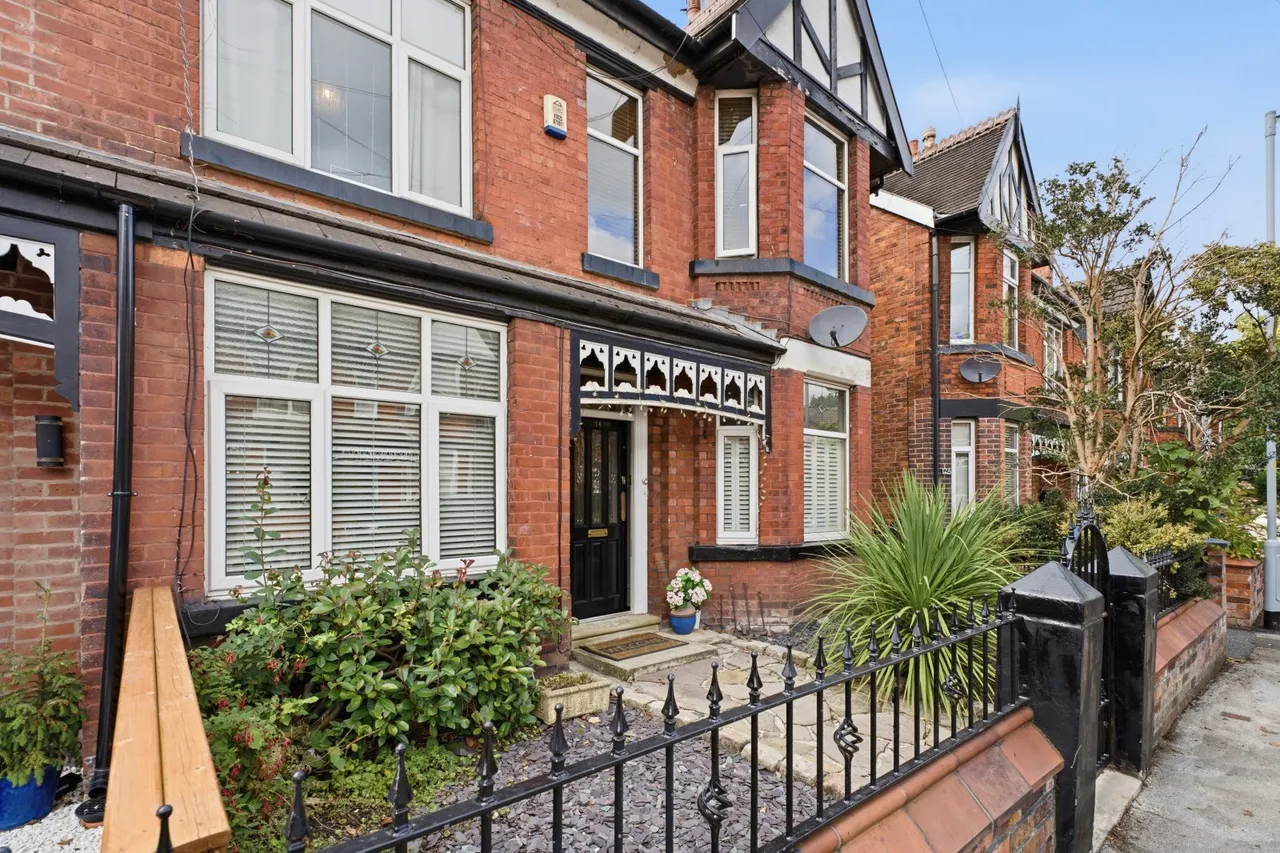 Beechwood Avenue, Romiley, SK6, photo 29