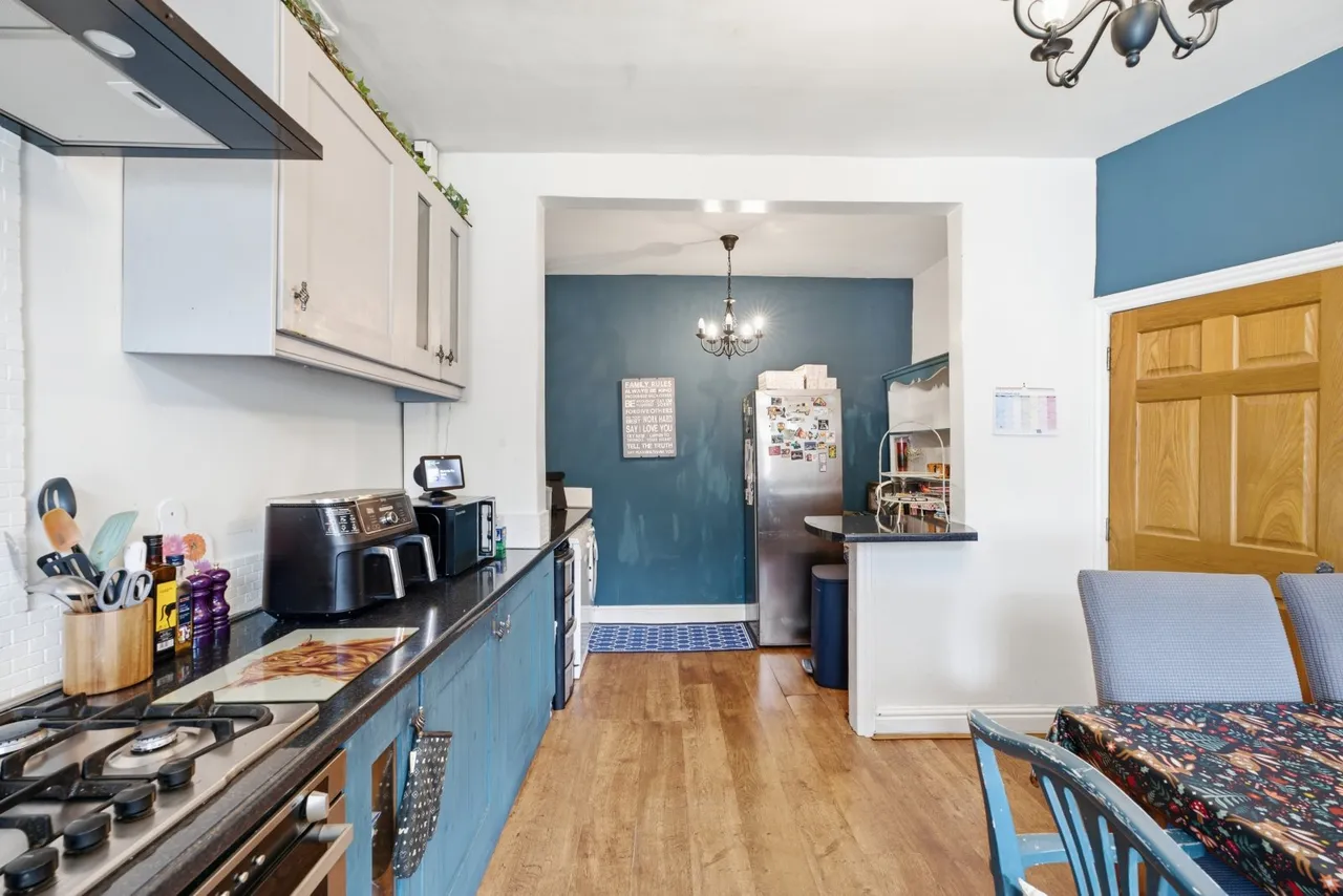 Beechwood Avenue, Romiley, SK6, photo 8