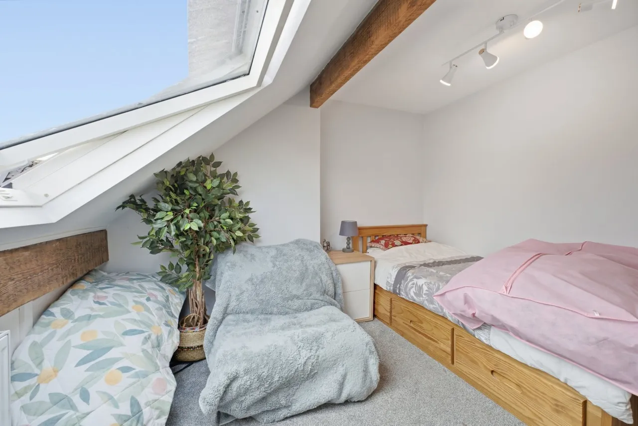 Beechwood Avenue, Romiley, SK6, photo 21