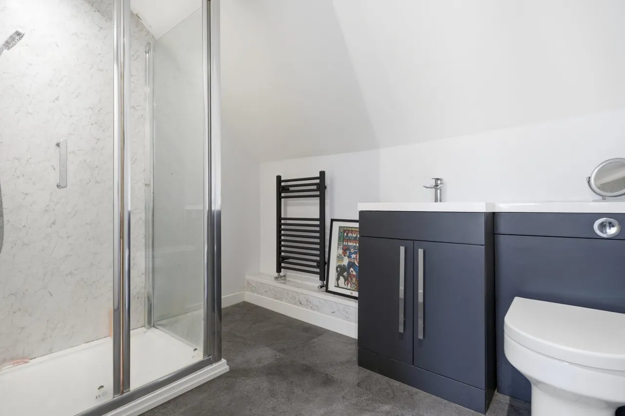 Beechwood Avenue, Romiley, SK6, photo 19