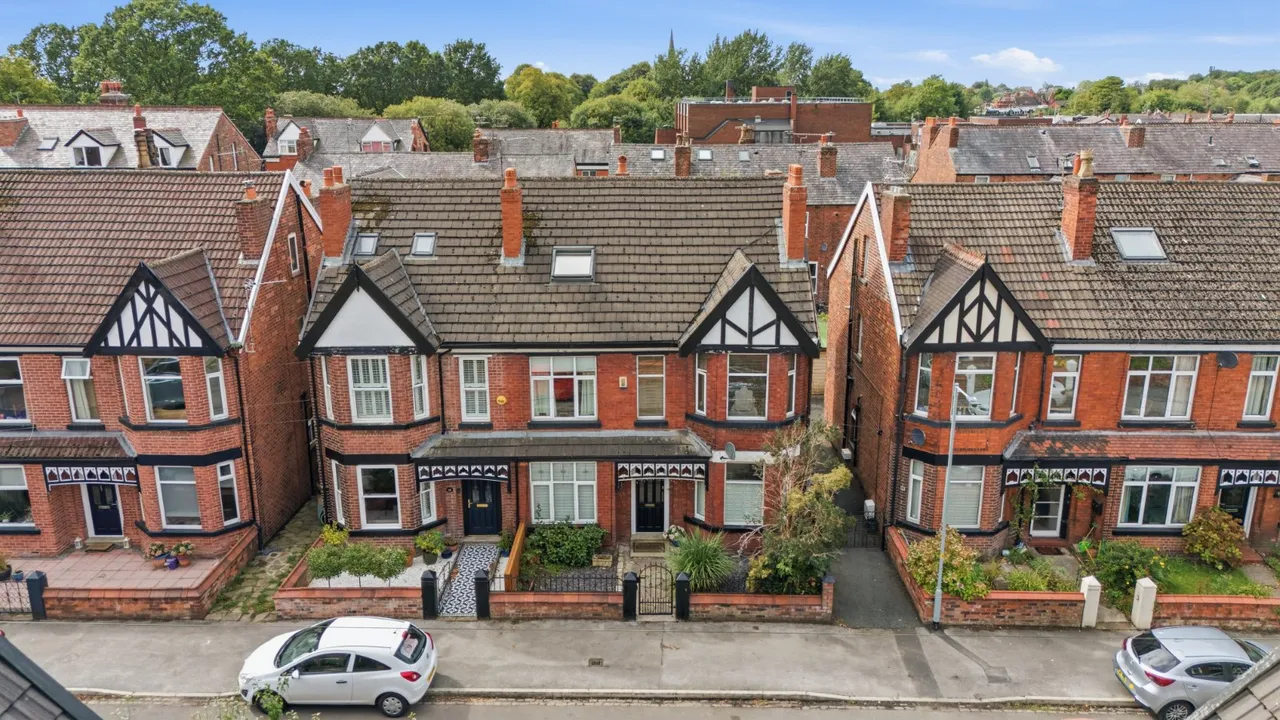 Beechwood Avenue, Romiley, SK6, photo 30