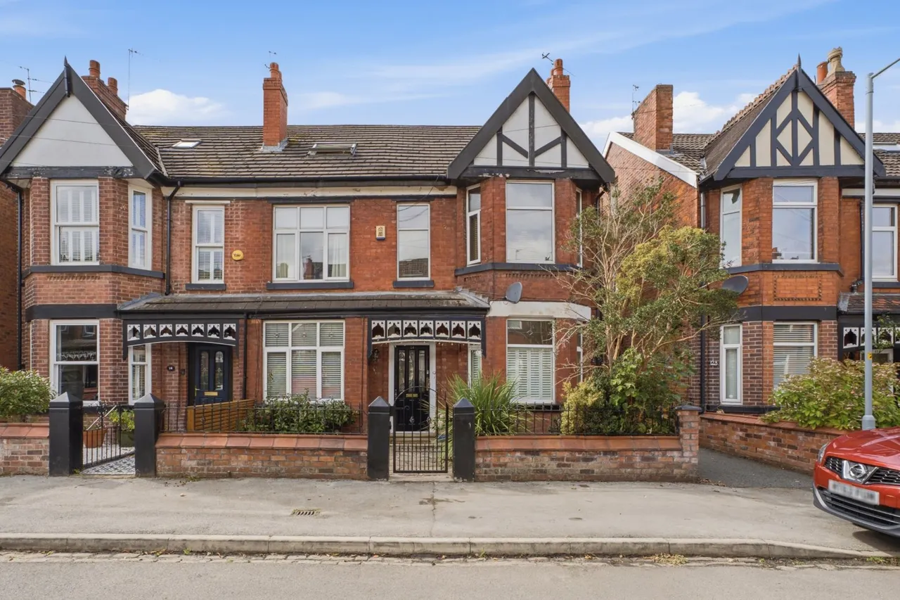 Beechwood Avenue, Romiley, SK6, photo 27