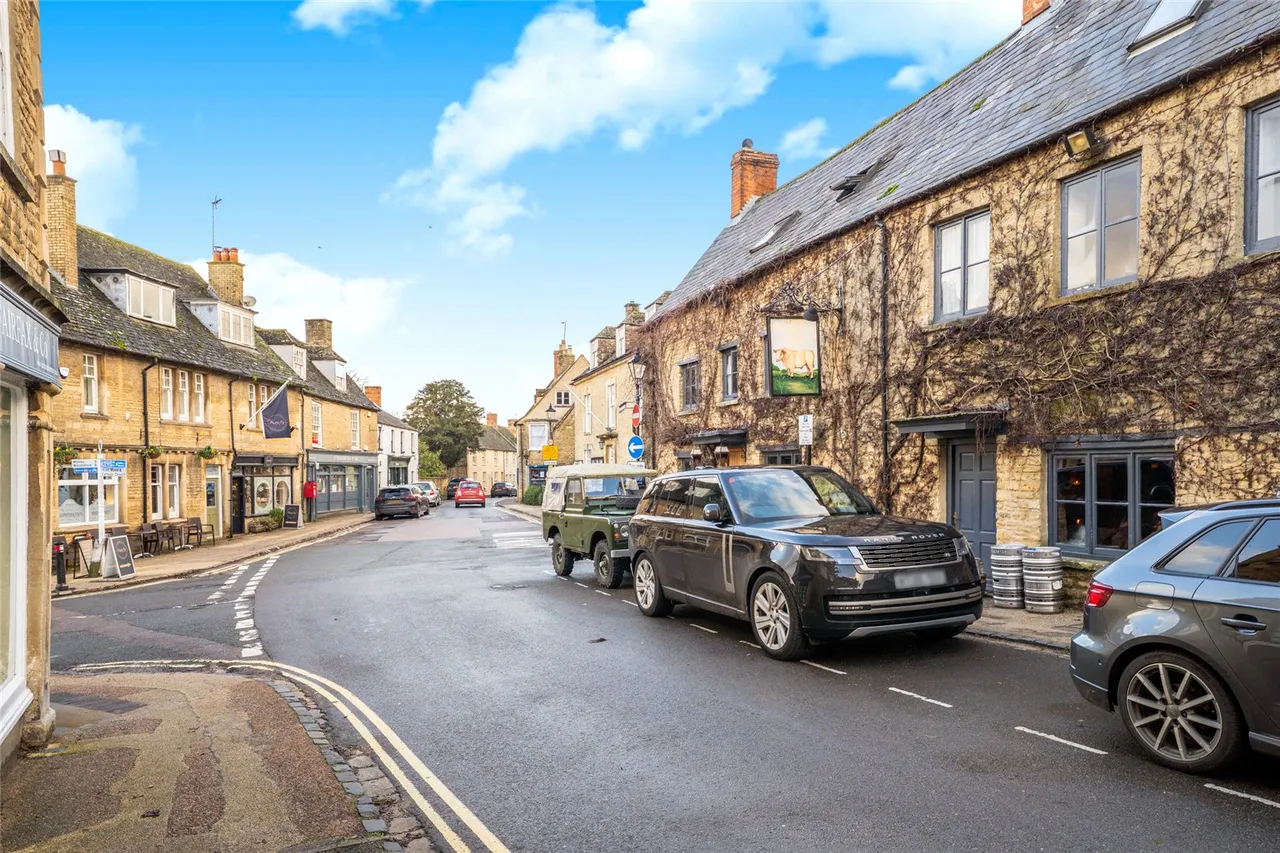 Sheep Street, Charlbury, OX7, photo 13