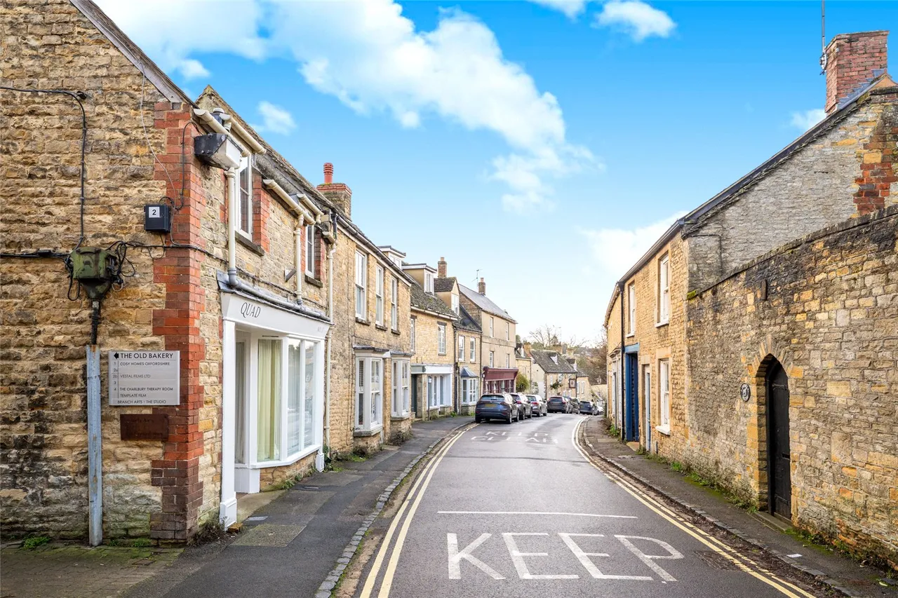 Sheep Street, Charlbury, OX7, photo 12