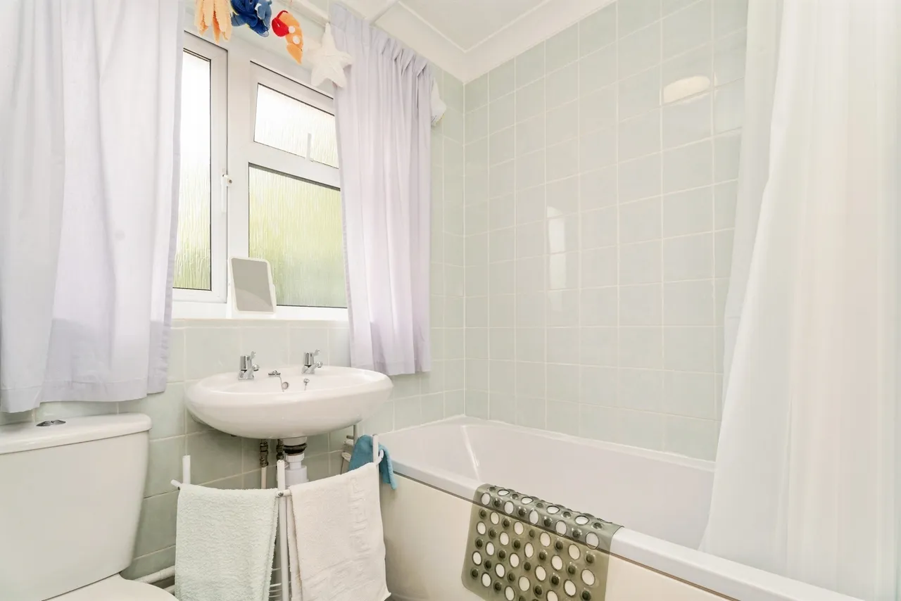 Clarendon Road, Fakenham, NR21, photo 12