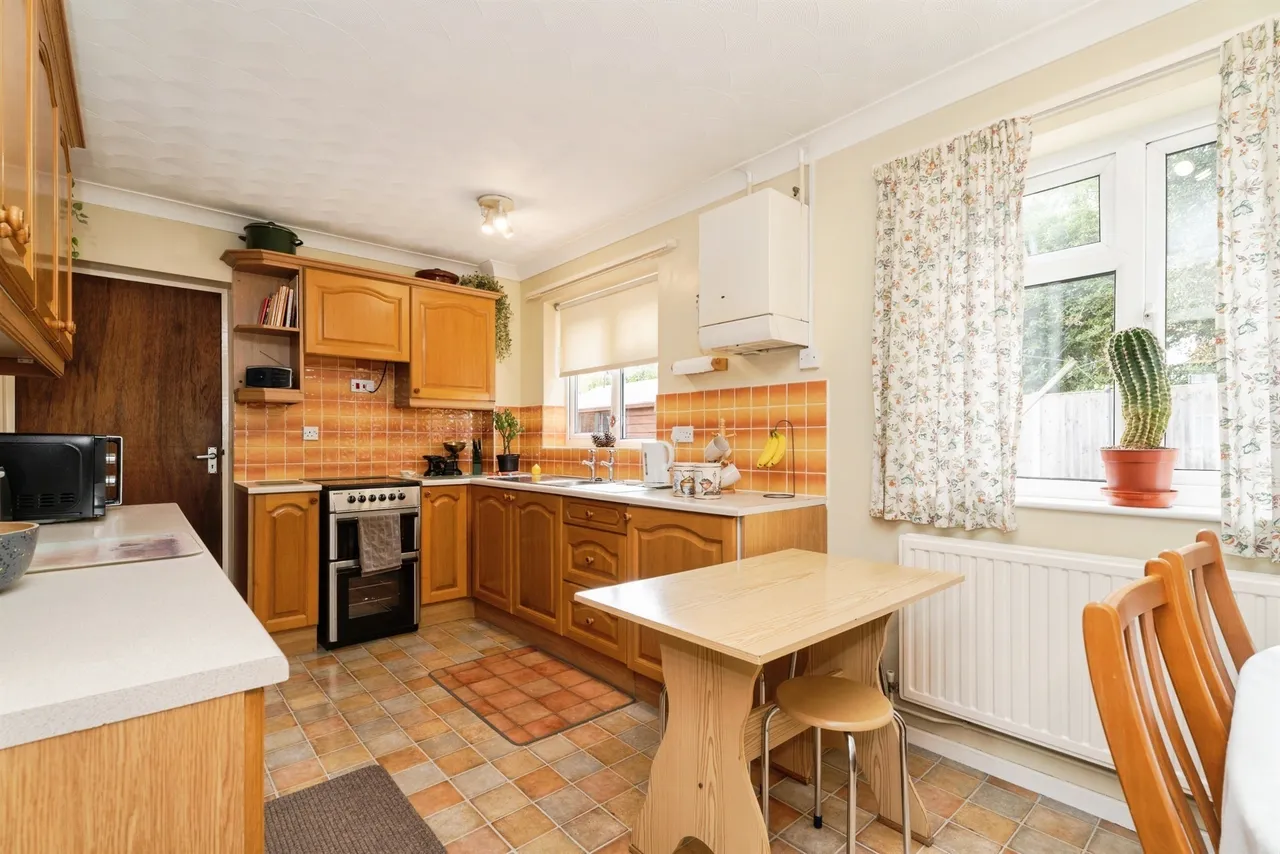 Clarendon Road, Fakenham, NR21, photo 2