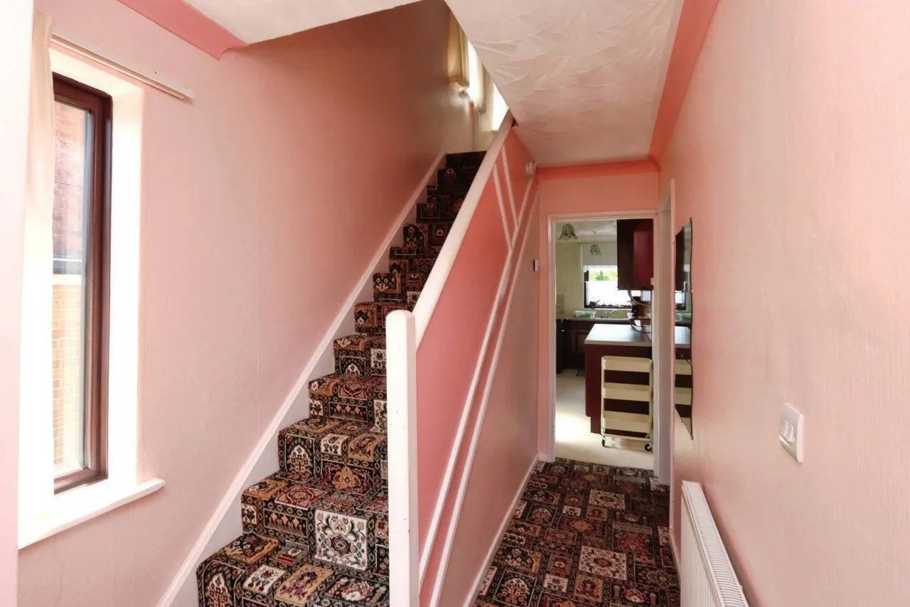 Charnock View Road, Sheffield, South Yorkshire, S12, photo 5