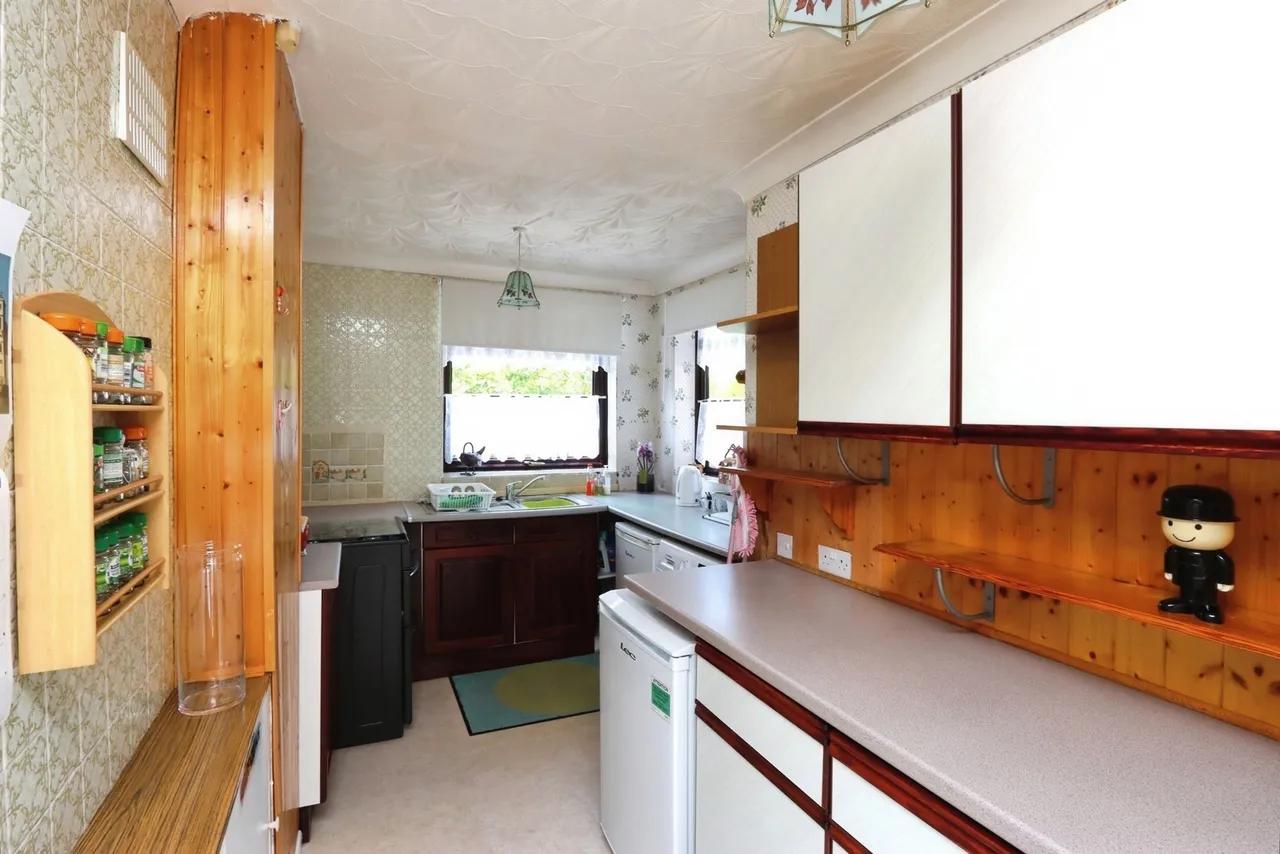Charnock View Road, Sheffield, South Yorkshire, S12, photo 2