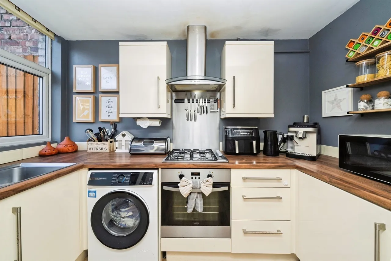 Edinburgh Road, WALLASEY, photo 7