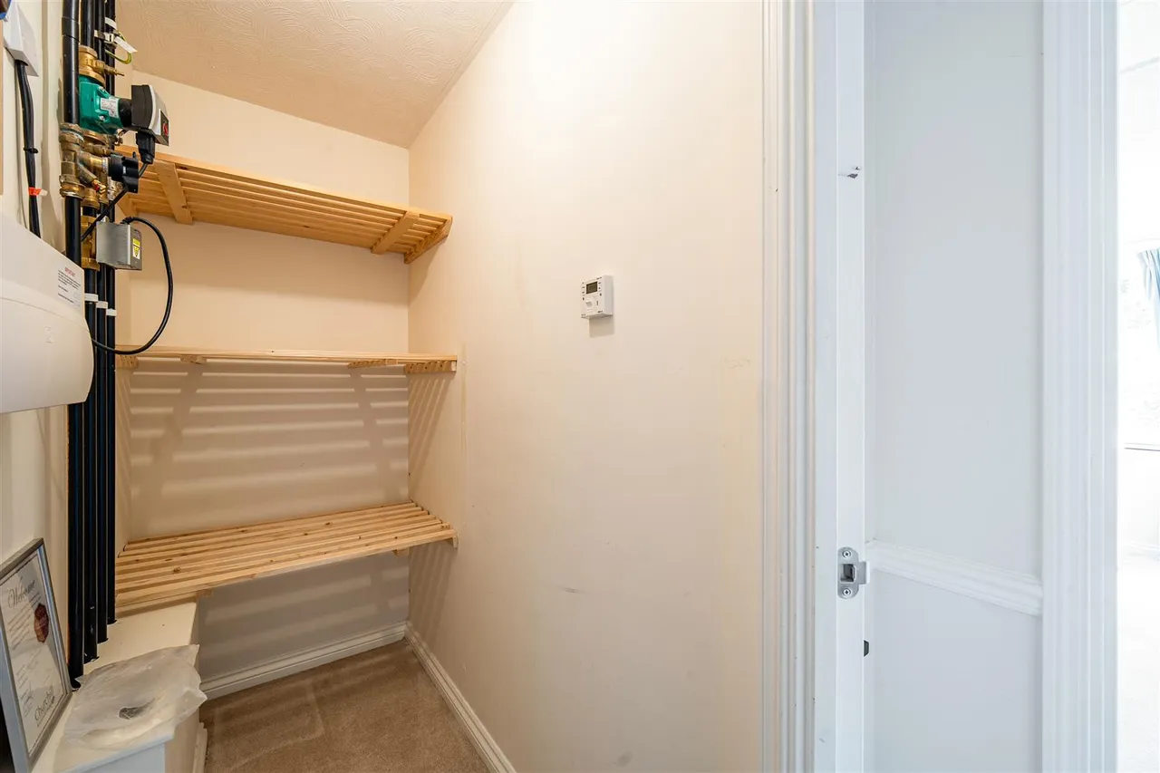 Somerford Road, Cirencester, GL7, photo 11