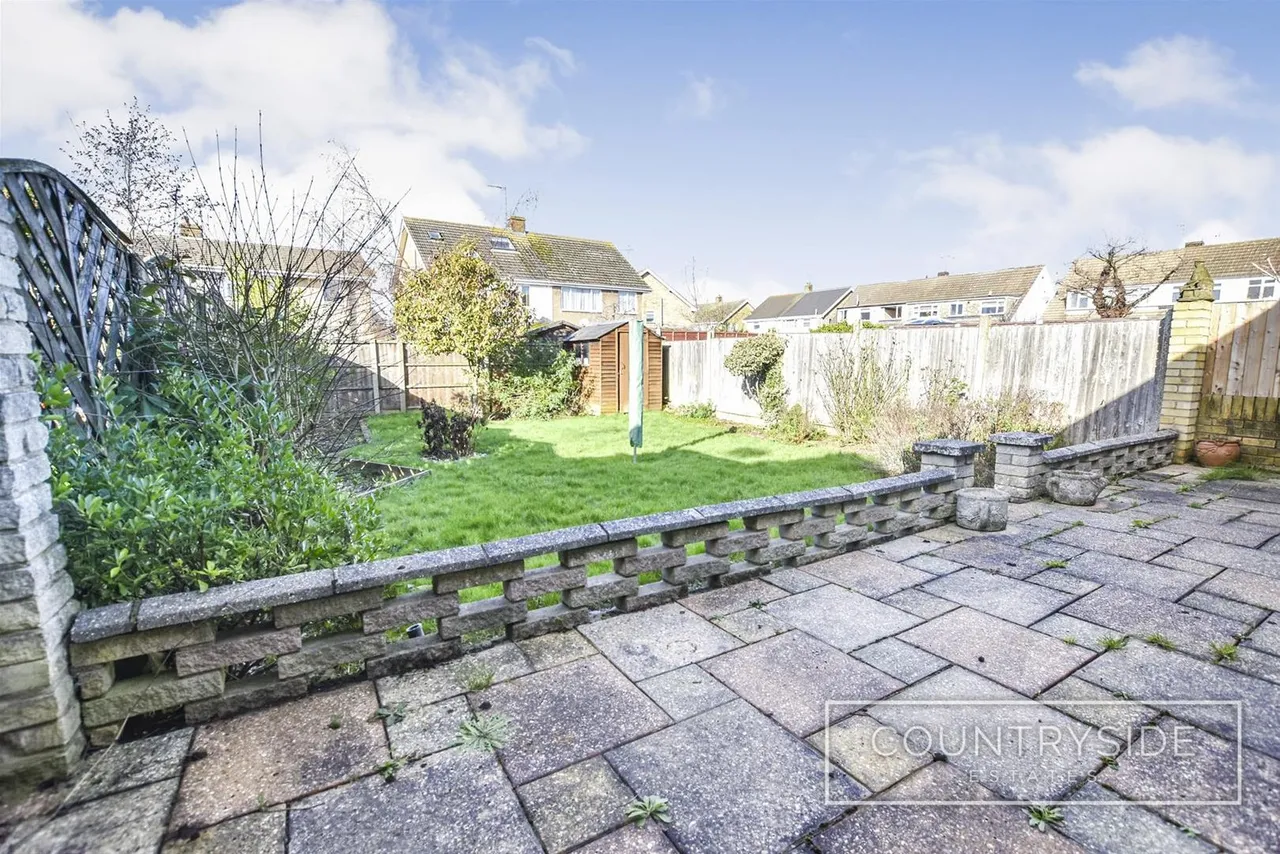 Moreland Avenue, Benfleet, photo 16