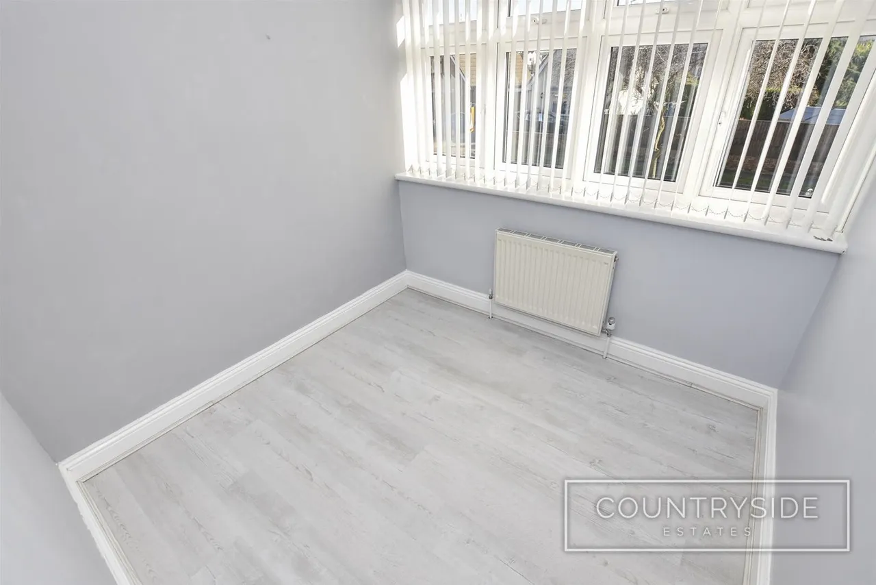 Moreland Avenue, Benfleet, photo 14