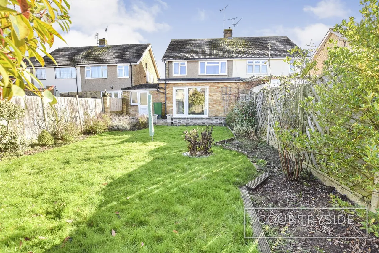 Moreland Avenue, Benfleet, photo 4