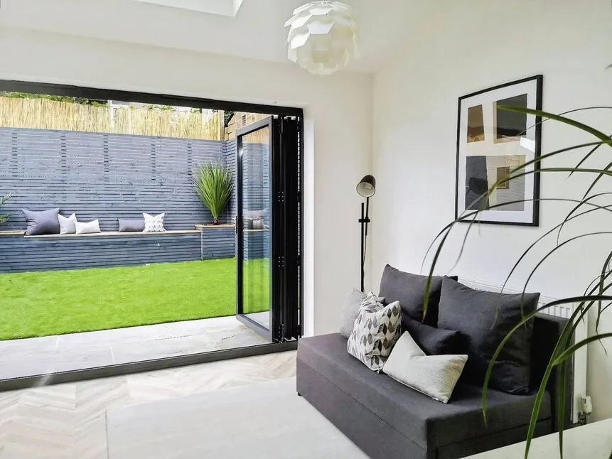 Ravensknowle Road, Huddersfield, West Yorkshire, HD5, photo 4