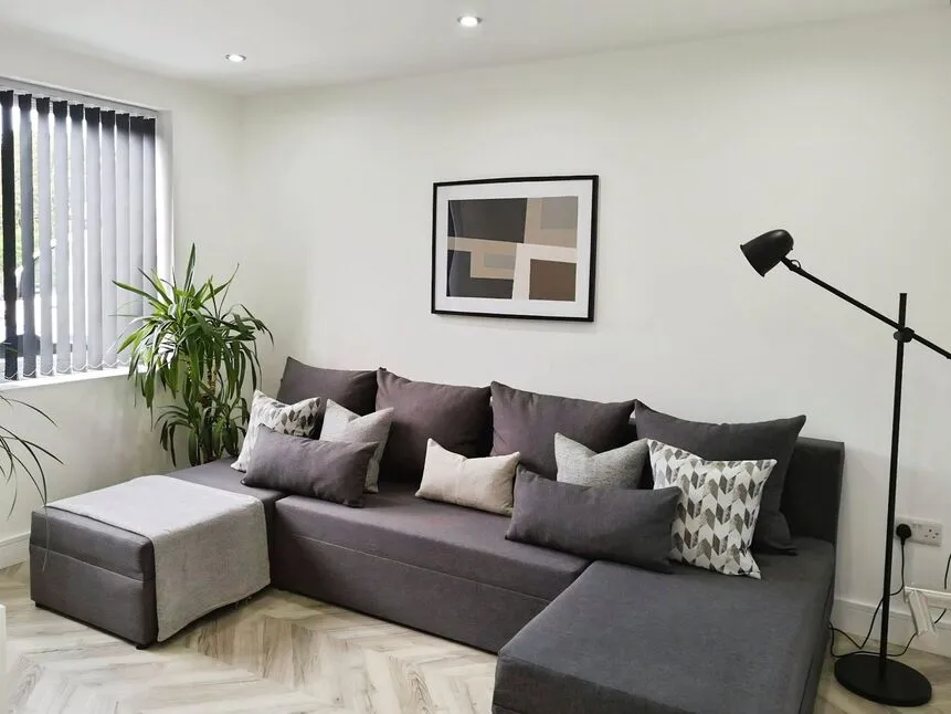 Ravensknowle Road, Huddersfield, West Yorkshire, HD5, photo 3