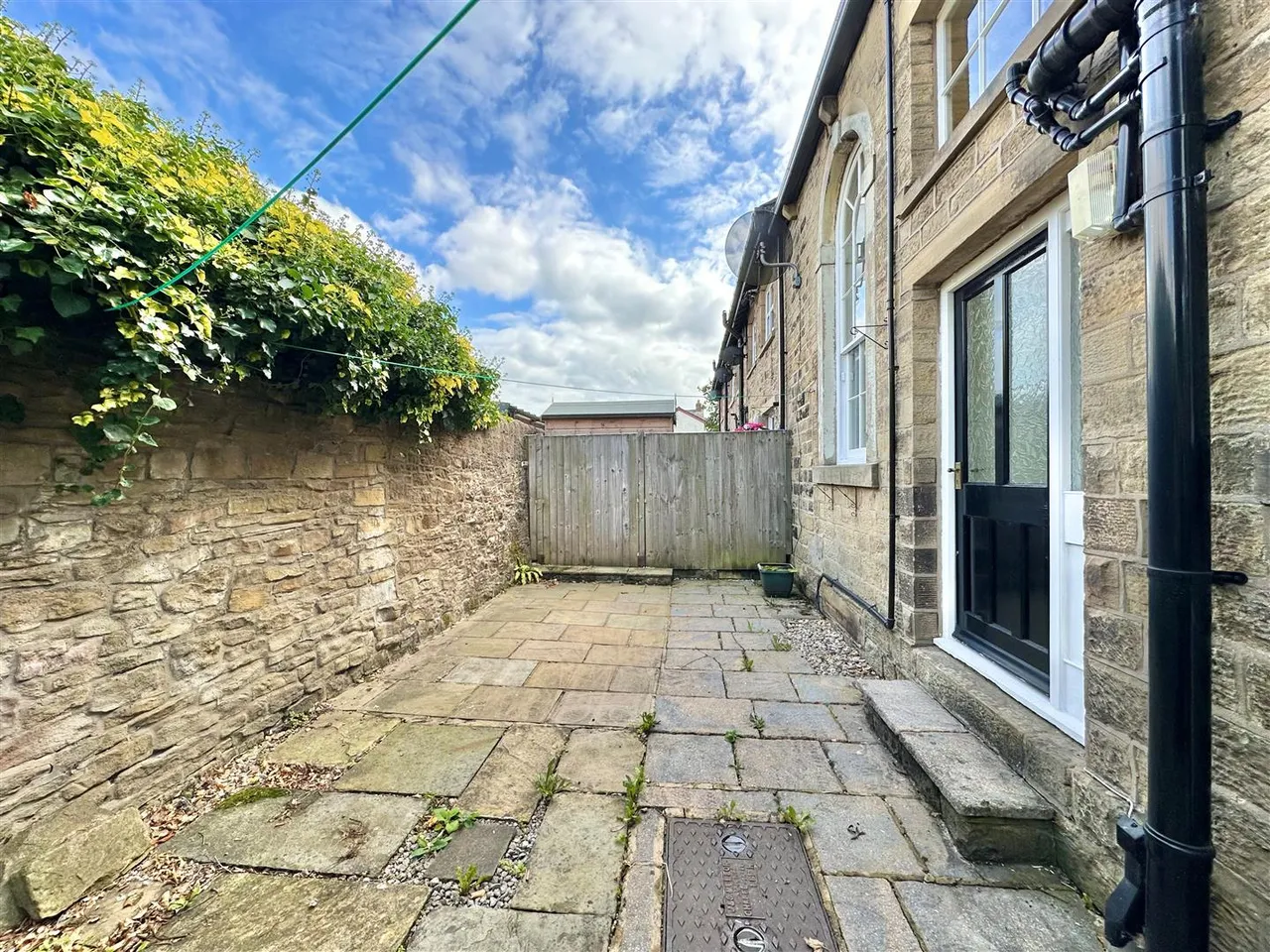 Market Street, Chapel-En-Le-Frith, SK23, photo 11