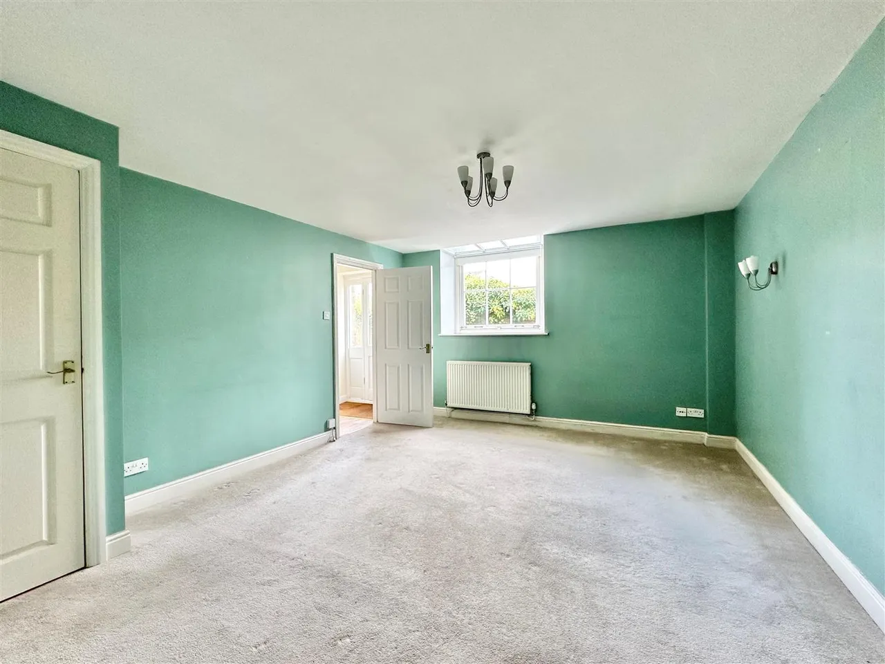 Market Street, Chapel-En-Le-Frith, SK23, photo 5