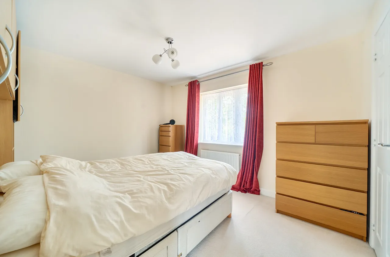 Dumas Drive, Whiteley, PO15, photo 9