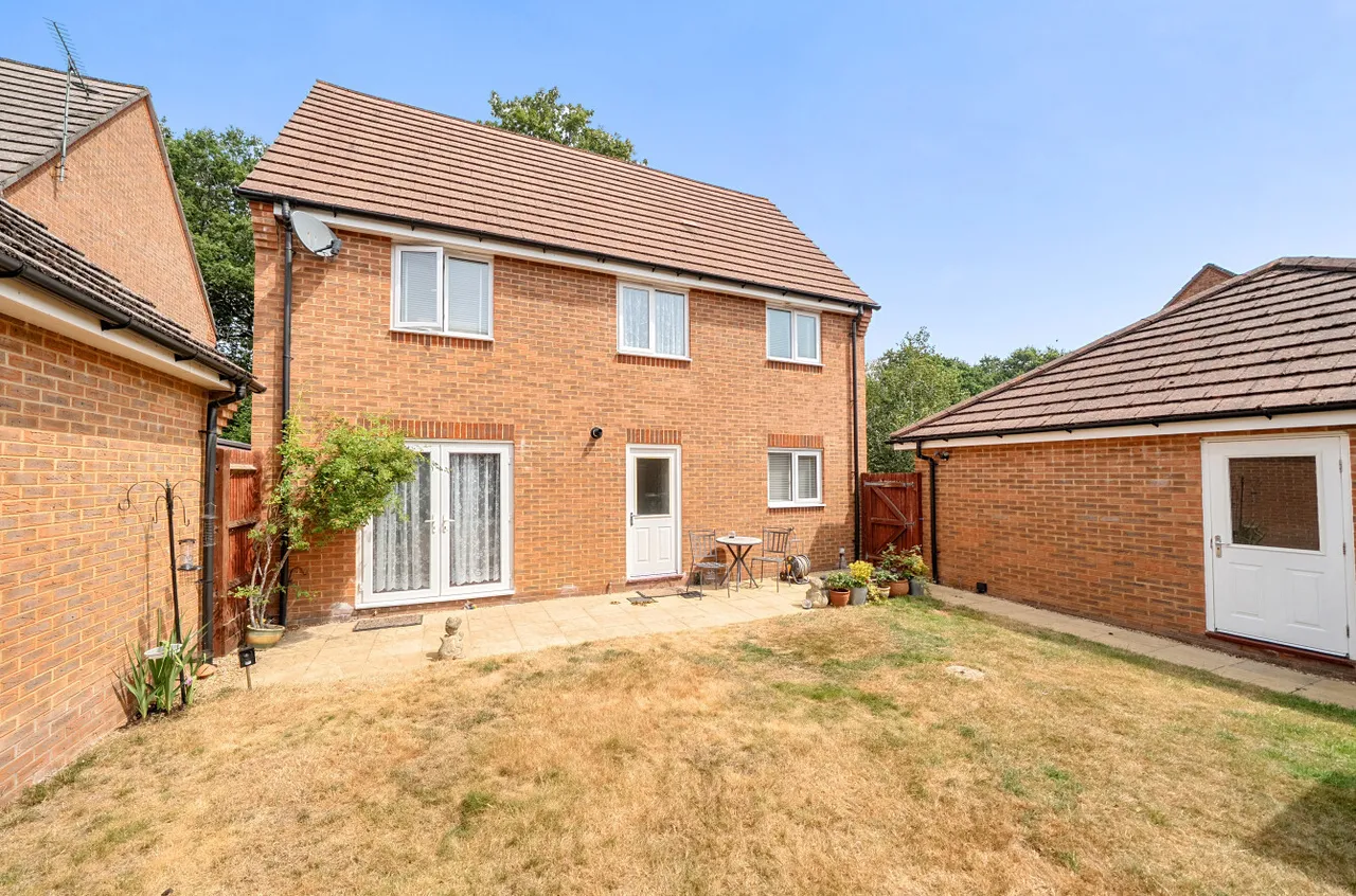 Dumas Drive, Whiteley, PO15, photo 15
