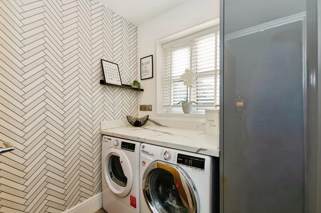 Blackberry Drive, Hindley, WN2, photo 6