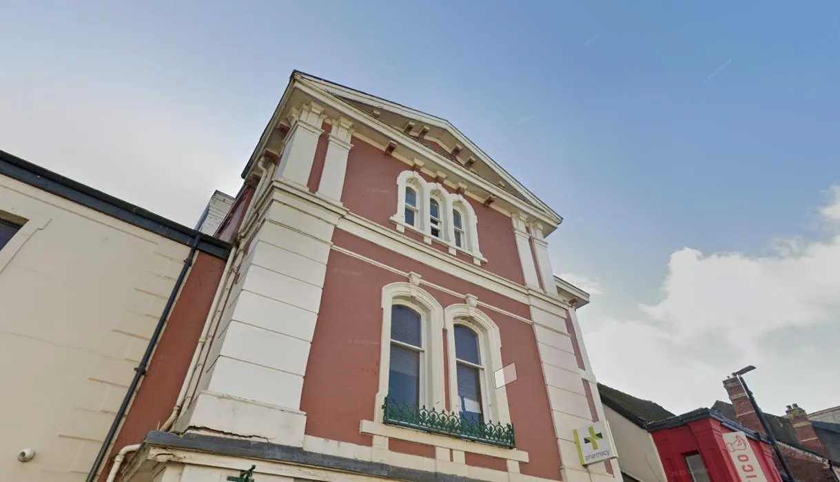 1 bed flat to rent, Bridge Street, Usk, NP15