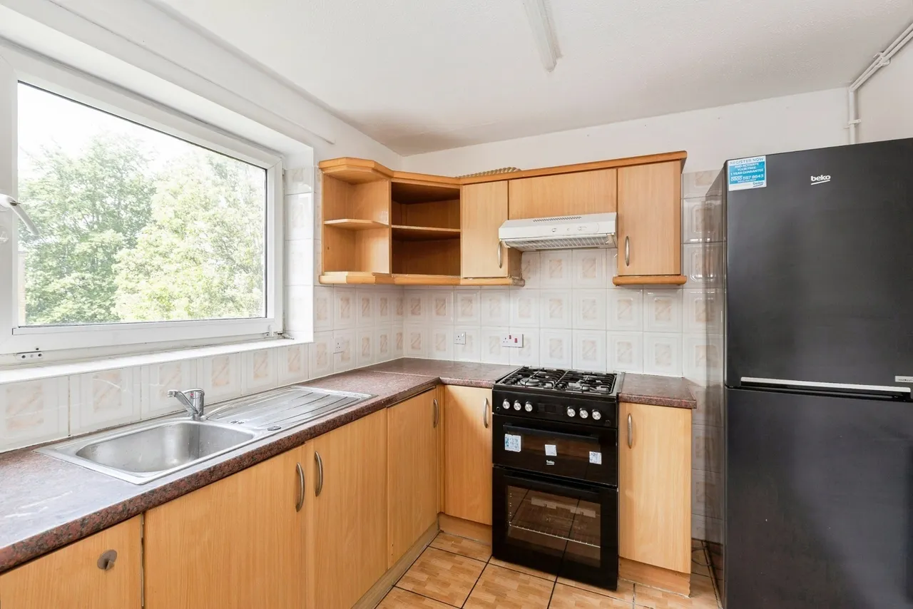 Cowbridge Lane, Barking, IG11, photo 4